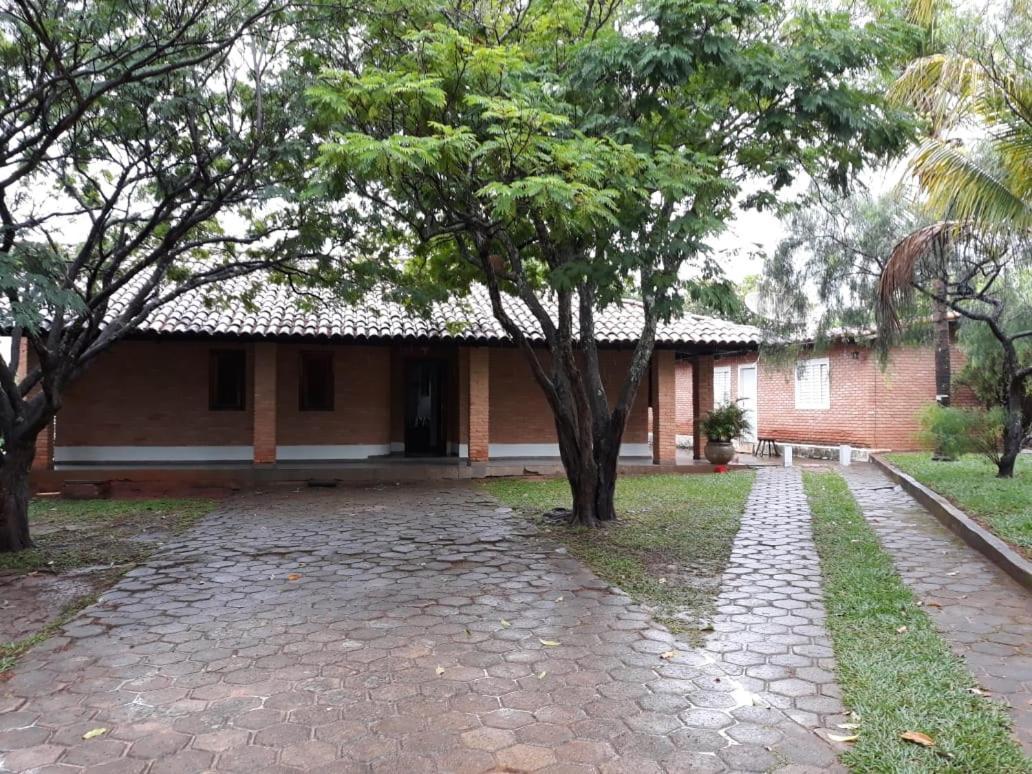 Chacara Charbella Villa Tres Ranchos ภายนอก รูปภาพ